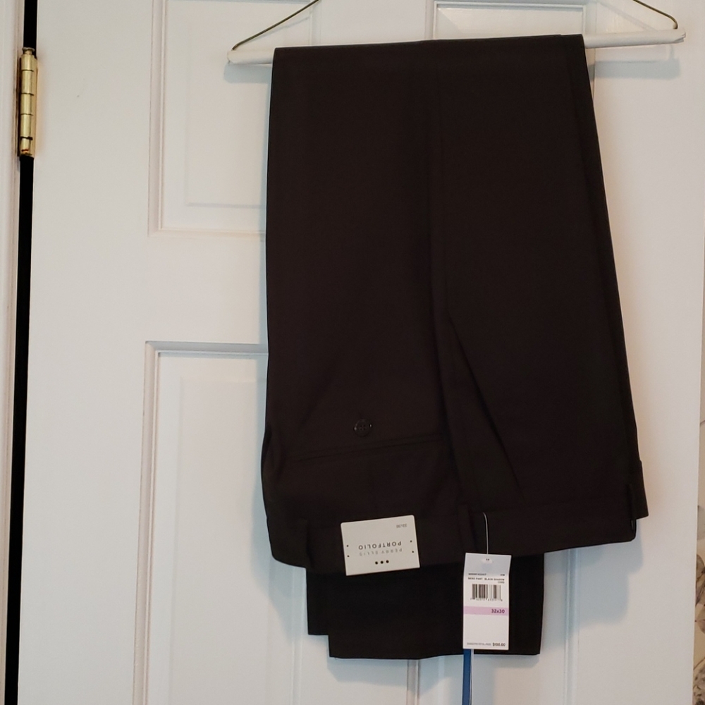 Perry Ellis Slim Fit Flat Front pants 32x30